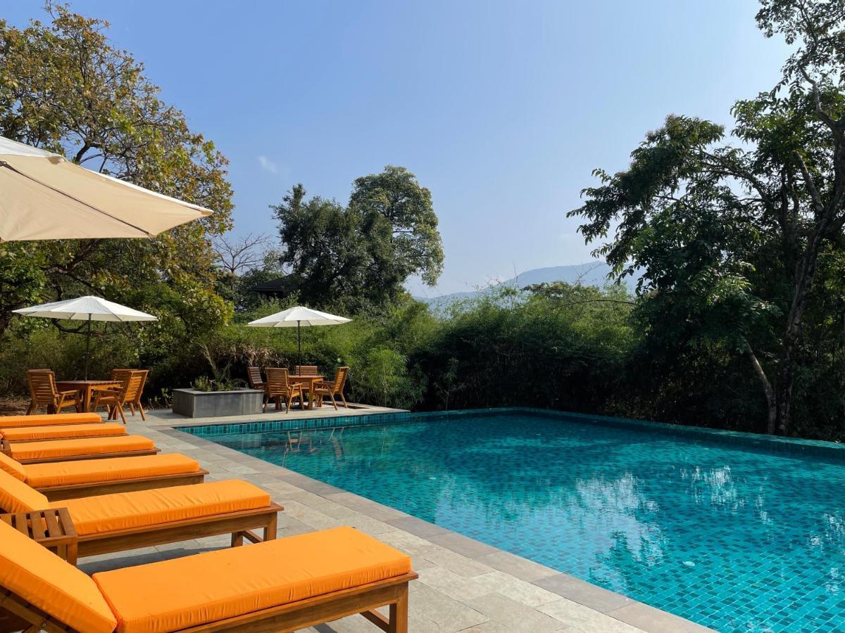 The Postcard Hideaway, Netravali Wildlife Sanctuary, Goa Hotel Vichondrem ภายนอก รูปภาพ