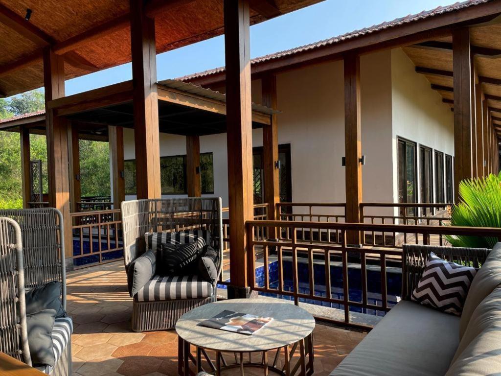 The Postcard Hideaway, Netravali Wildlife Sanctuary, Goa Hotel Vichondrem ภายนอก รูปภาพ