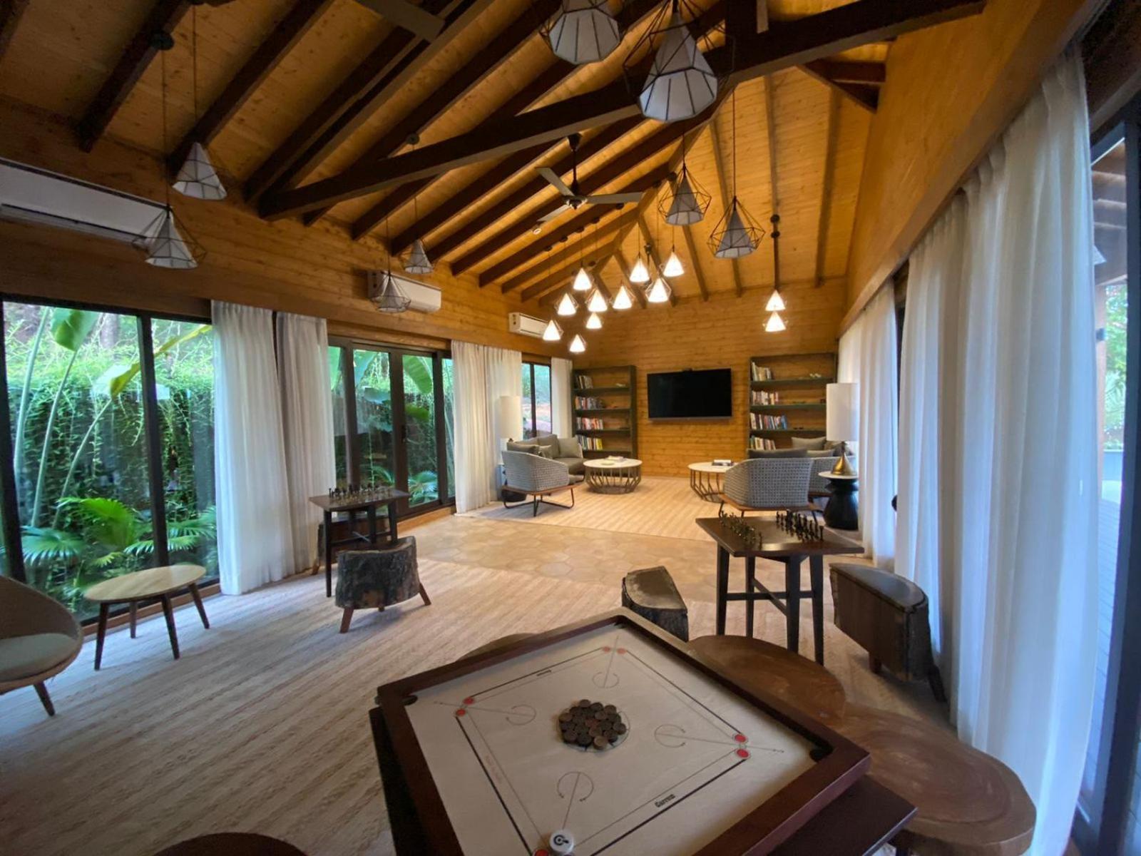 The Postcard Hideaway, Netravali Wildlife Sanctuary, Goa Hotel Vichondrem ภายนอก รูปภาพ