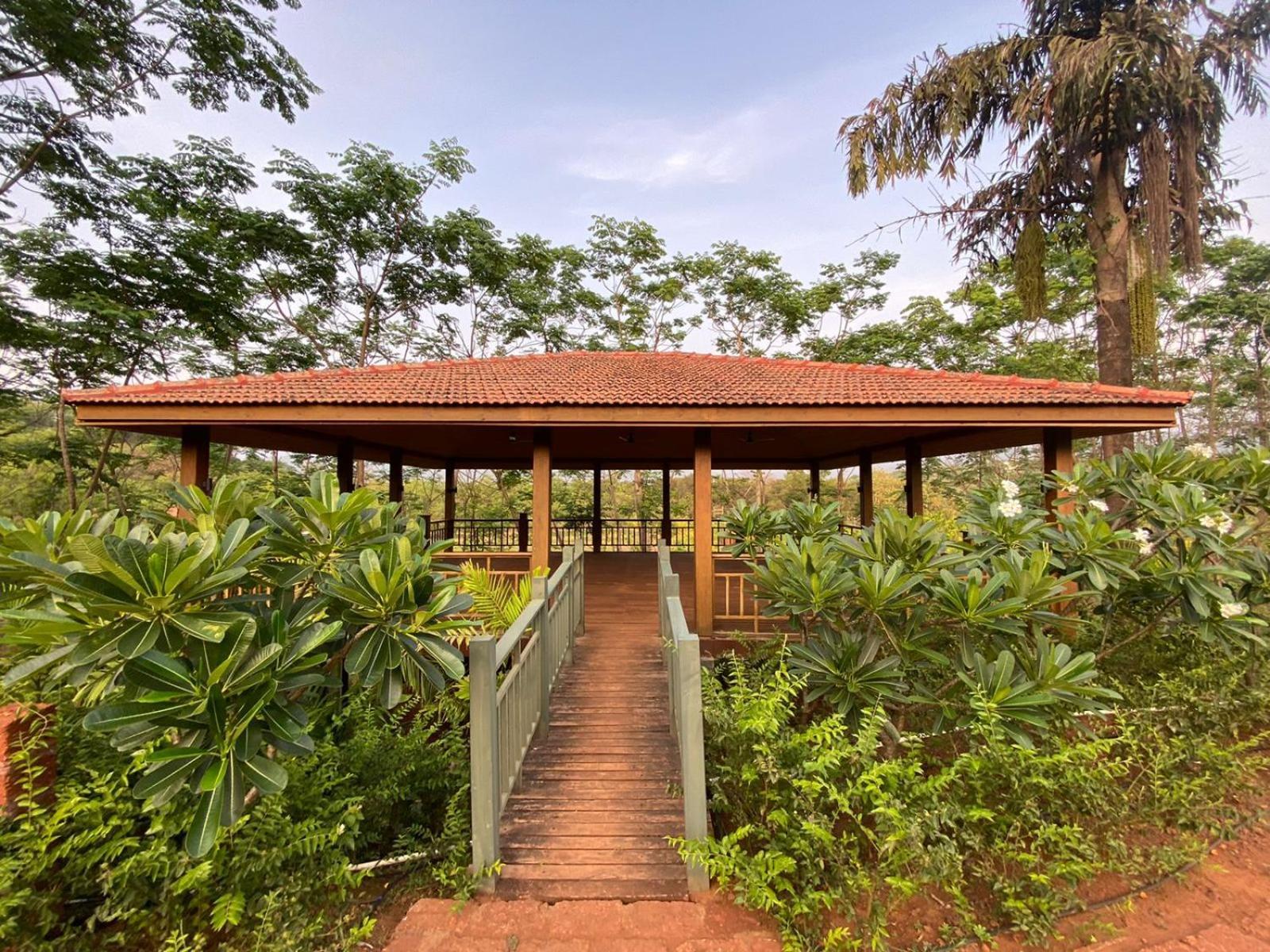 The Postcard Hideaway, Netravali Wildlife Sanctuary, Goa Hotel Vichondrem ภายนอก รูปภาพ