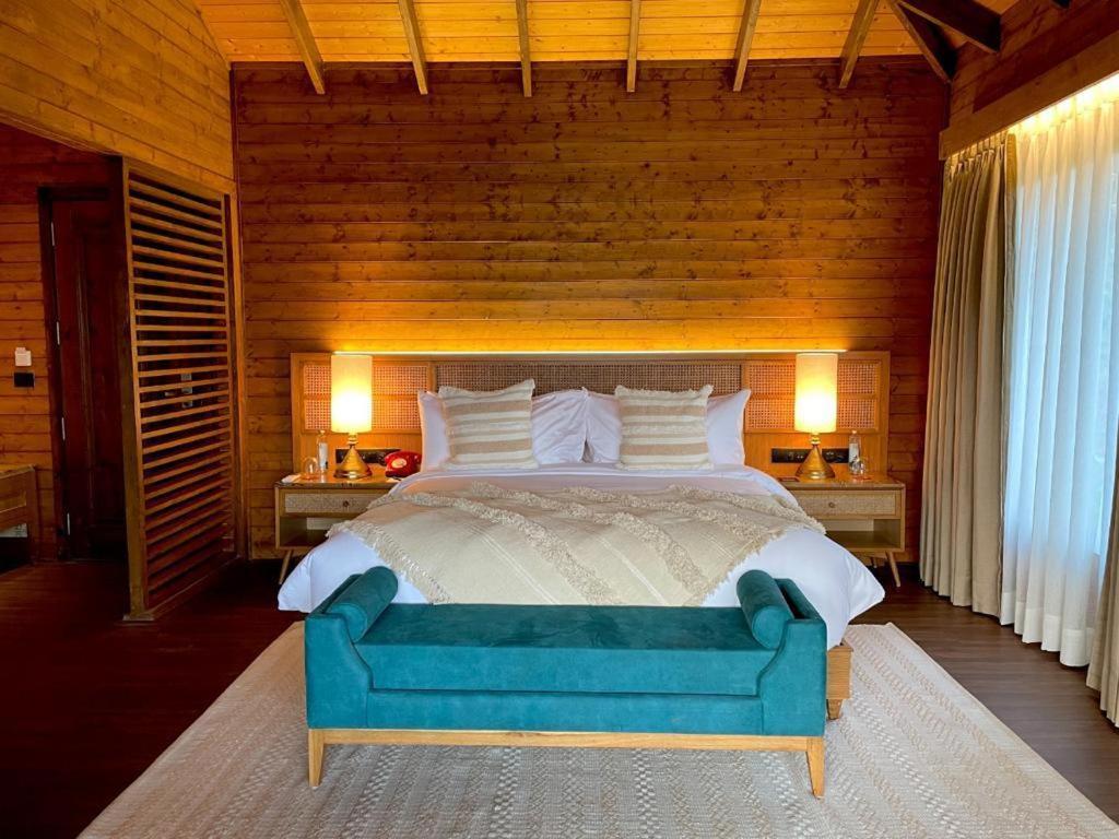 The Postcard Hideaway, Netravali Wildlife Sanctuary, Goa Hotel Vichondrem ภายนอก รูปภาพ
